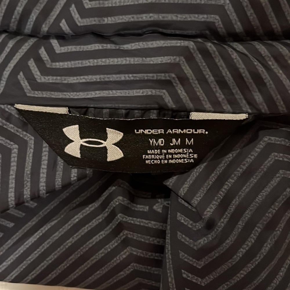 Under Armour Youth Heat Gear Infrared lightweight Jacket Med - Picture 11 of 12
